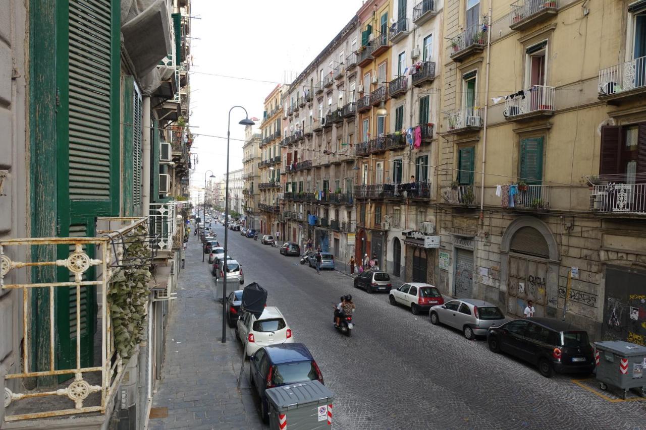 Akasa Di Flock Bed & Breakfast Napoli Eksteriør bilde